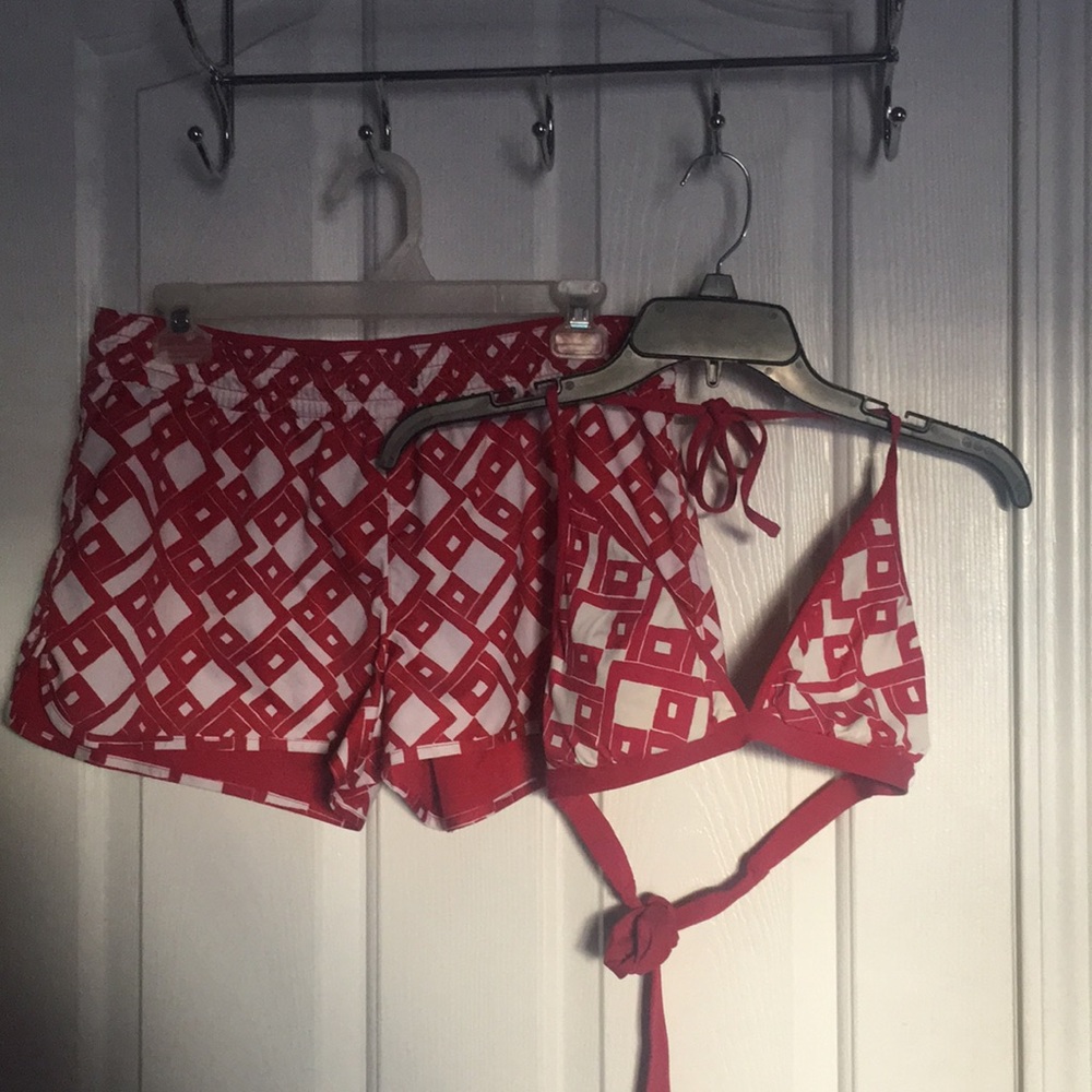 Swim suit - Picture 2 of 3